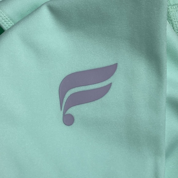 Fabletics High-Waisted Leggings Size Med NWT - Picture 5 of 7